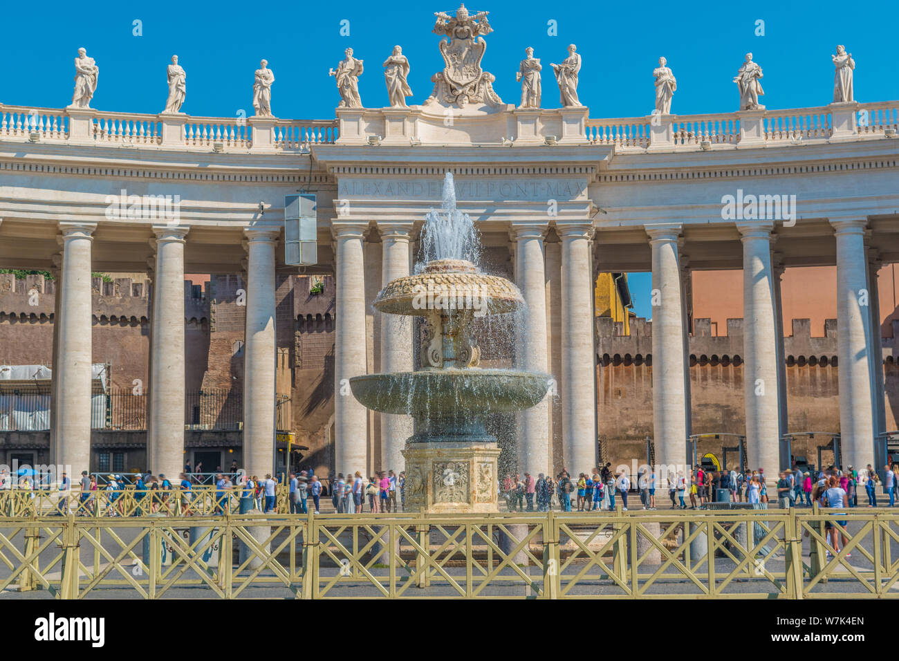 Bernini's Fountain and the Doric columns in the Vatican Stock Photo