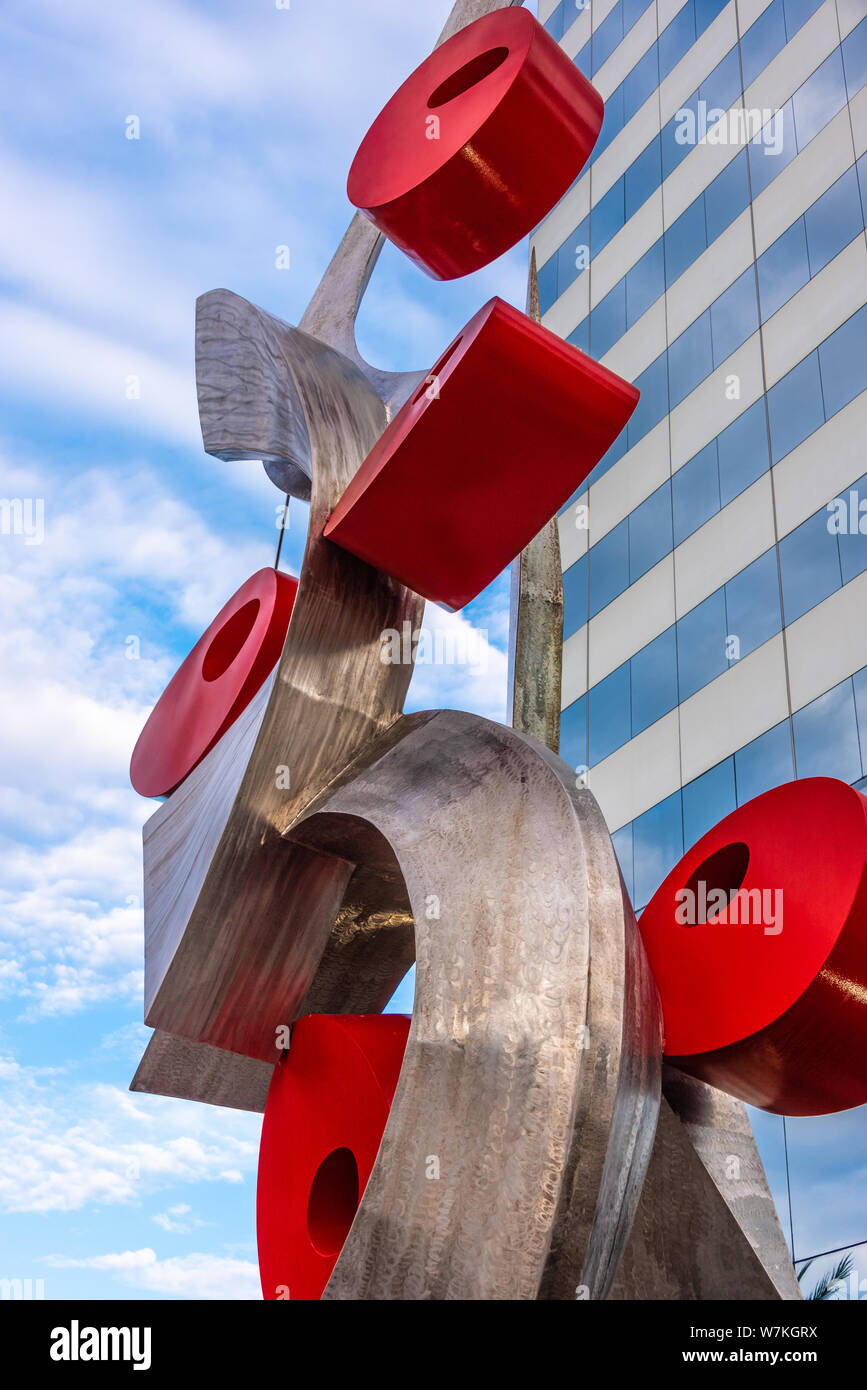 Entwined sculpture by C.J. Rench at One Enterprise Center in the Northbank area of downtown Jacksonville, Florida. (USA) Stock Photo