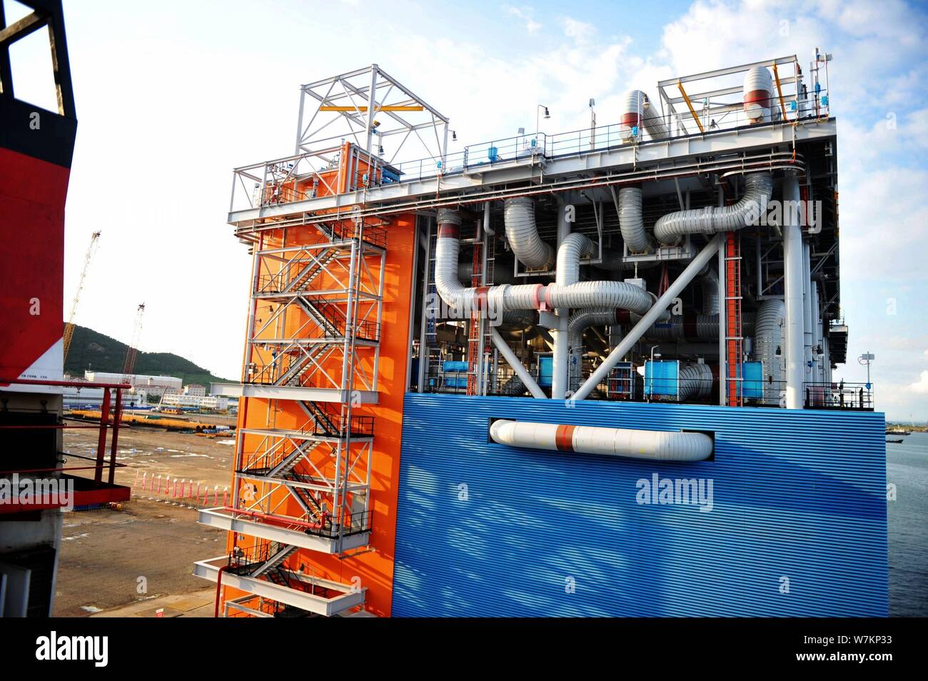 Mcdermott Module G lng hi-res stock photography and images - Alamy