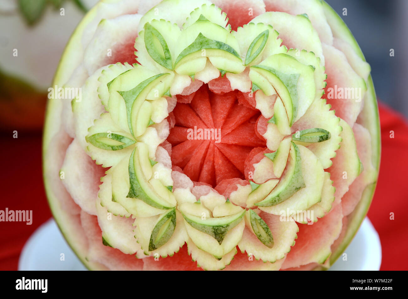 View of a watermelon carving created by Chinese post-80's man Guan Yunlong in Xuchang city, central China's Henan province, 13 August 2017.   Chinese Stock Photo