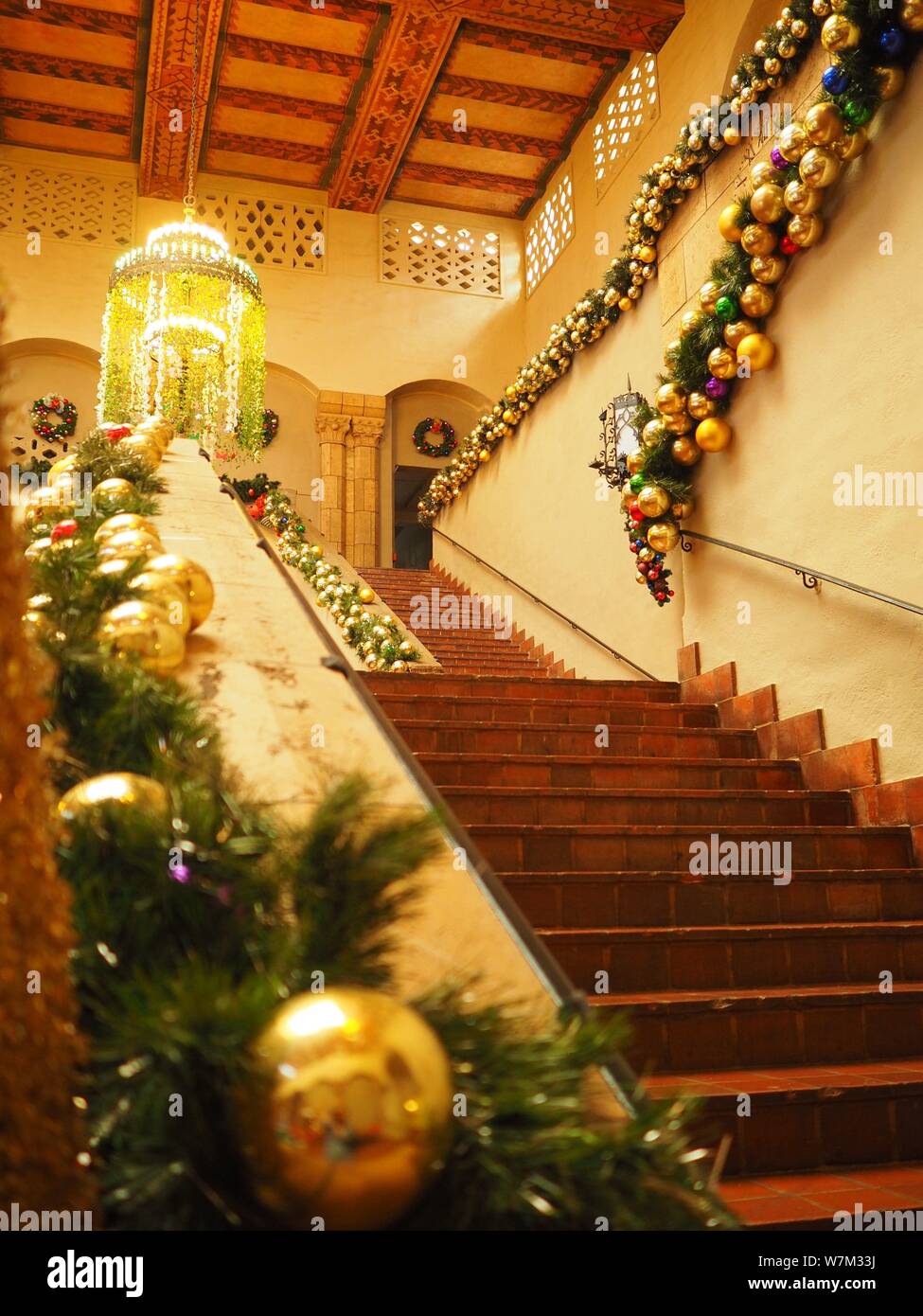 Christmas at Honolulu Hale, Honolulu, Oahu, Hawaii Stock Photo Alamy