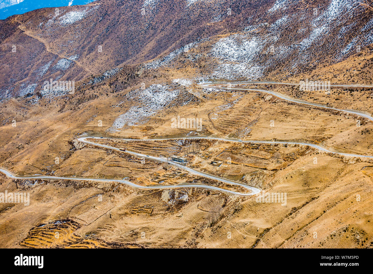 Aerial view of the 'Nujiang 72 Turns', a section of winding road with 72 curves along the Sichuan-Tibet Highway near the Nujiang River in Basu (Baxoi) Stock Photo