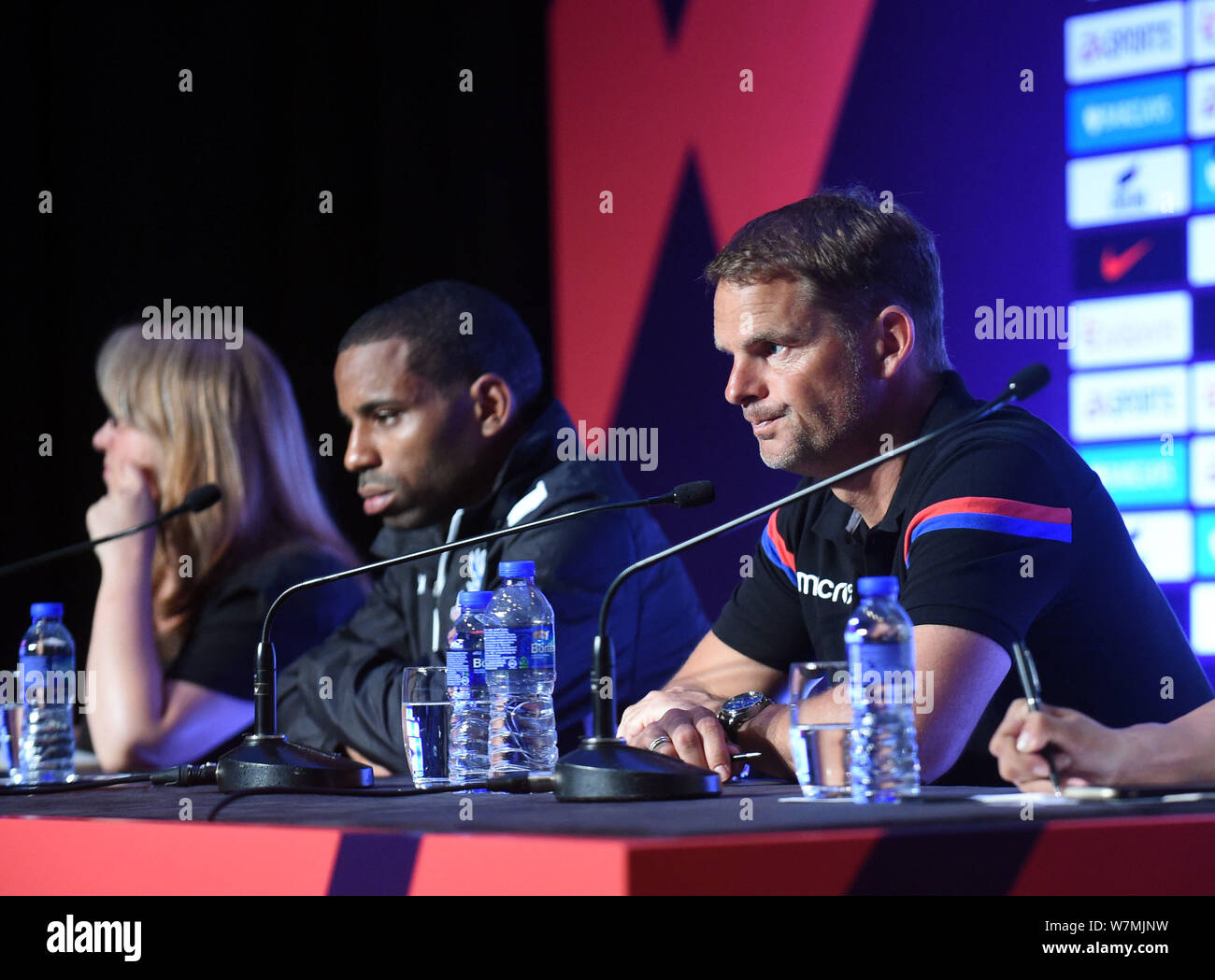 Head coach Frank de Boer, right, and English football player Jason Puncheon of Crystal Palace F.C. attend a press conference for the 2017 Premier Leag Stock Photo