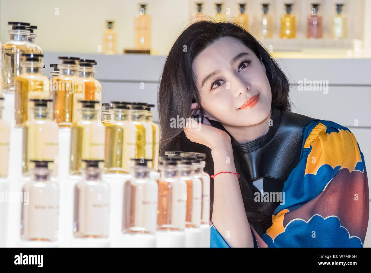 Chinese Actress Fan Bingbing Attends Launch Event Louis Vuitton Perfume –  Stock Editorial Photo © ChinaImages #236259470