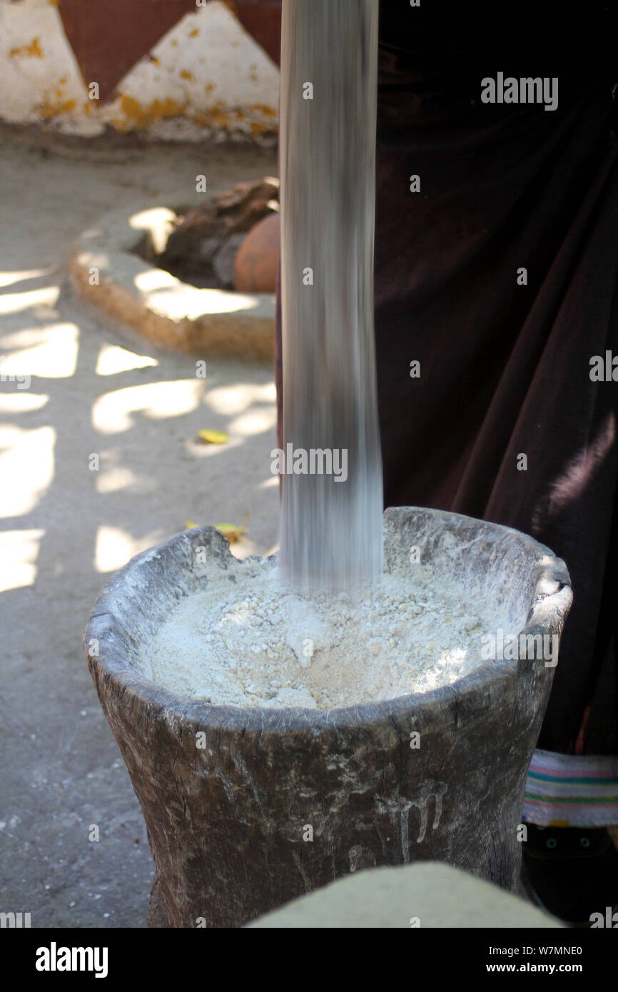 Mortar and pestle for pounding grain hires stock photography and