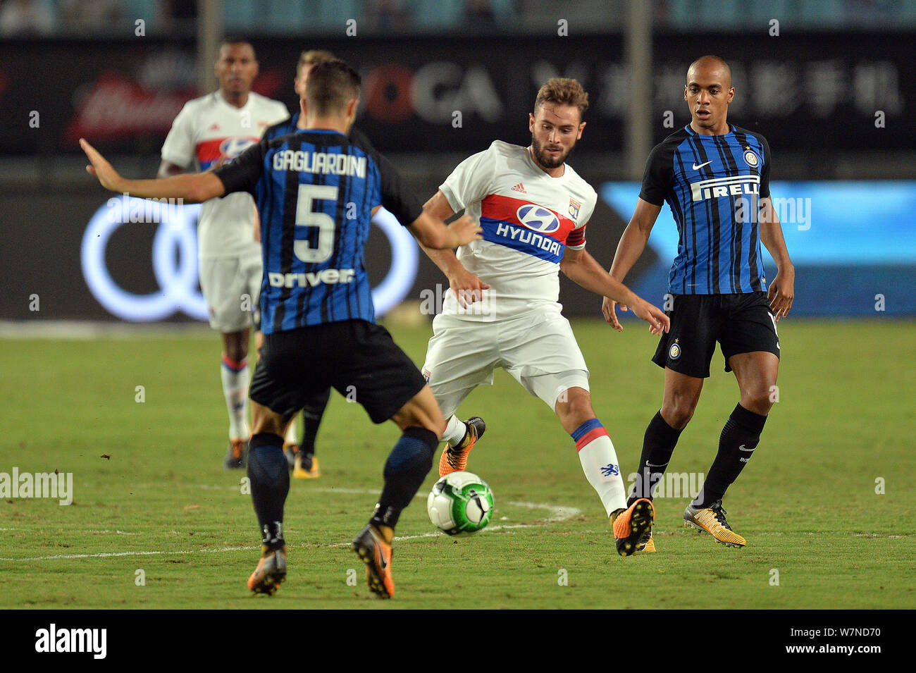 Martin Satriano says physical struggles hampered time at Olympique Lyonnais Martin Satriano says physical struggles hampered time at Olympique Lyonnais