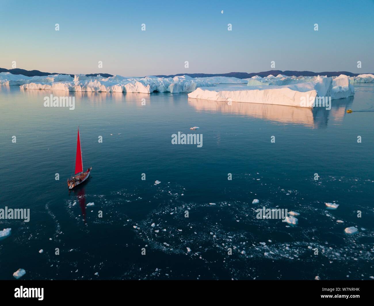 Icebergs drone aerial image top view - Climate Change a…