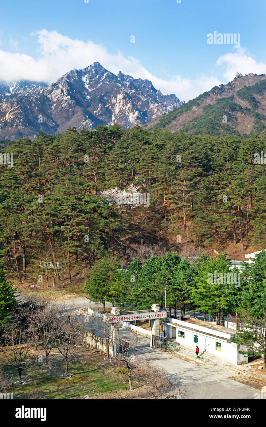 Gateway into Kumgang mountains, Democratic Peoples' Republic of Korea (DPRK), North Korea, 2012 Stock Photo