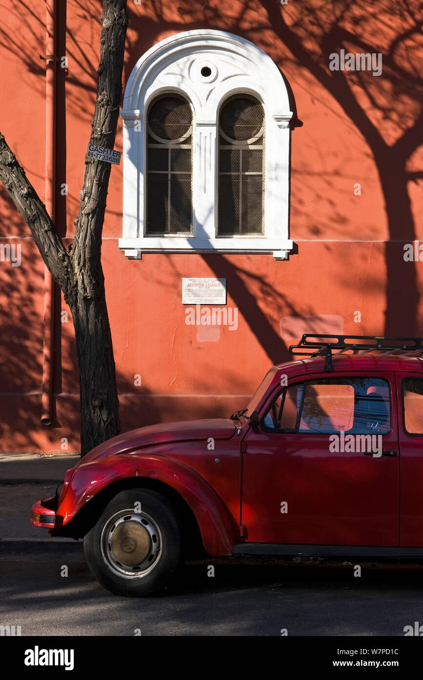 Modern car and housefronts in the trendy district of Barrio Bellavista