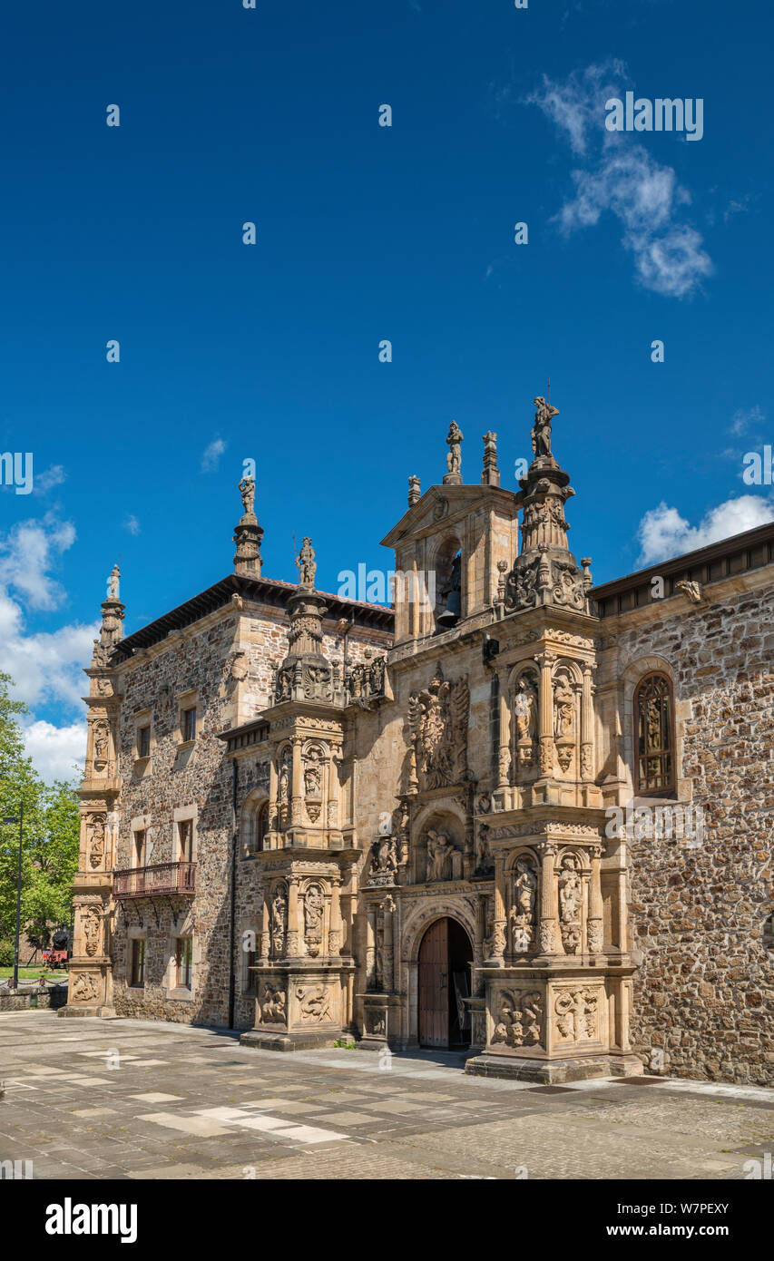 Universidad Sancti Spiritus (University of the Holy Spirit), 16th century, Plateresque style, in Oñati, Gipuzkoa province, Basque Country, Spain Stock Photo