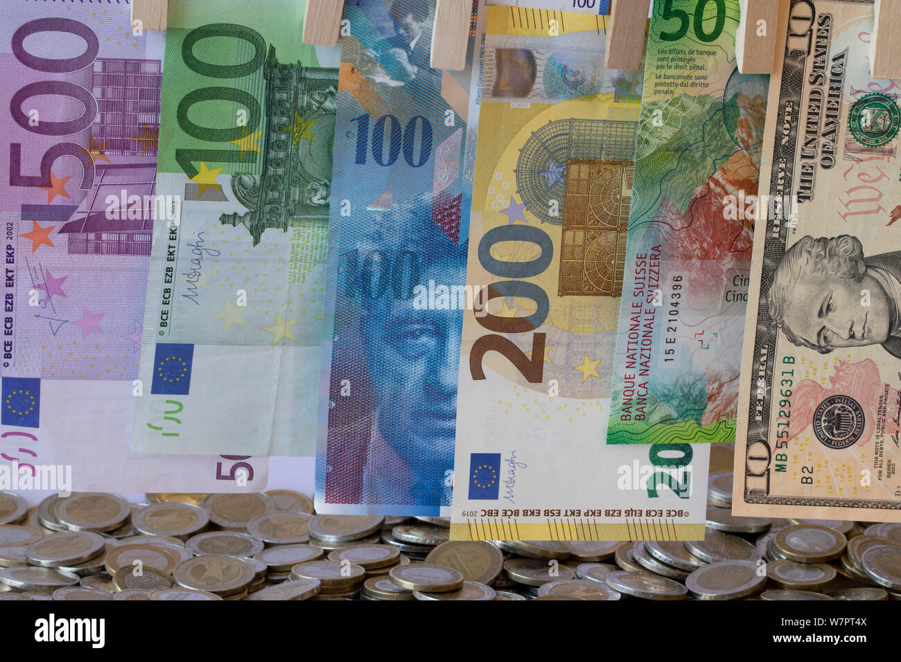 Cologne Deutschland 05th Aug 2019 Euro Swiss Franc And Dollar