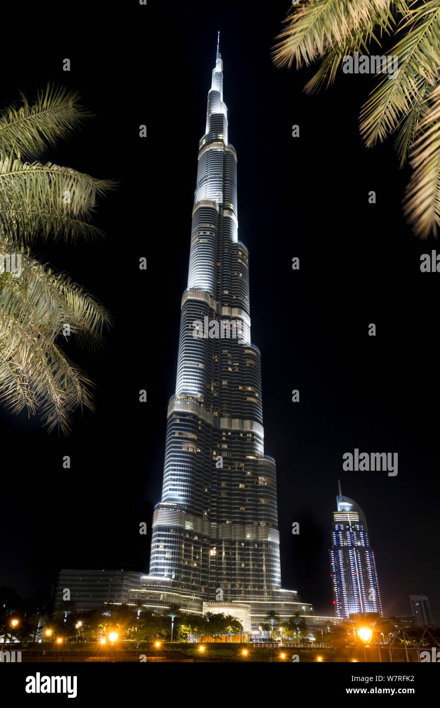 The Burj Khalifa, the world's tallest building at 829.8m at night. Dubai, United Arab Emirates. April 2013 Stock Photo