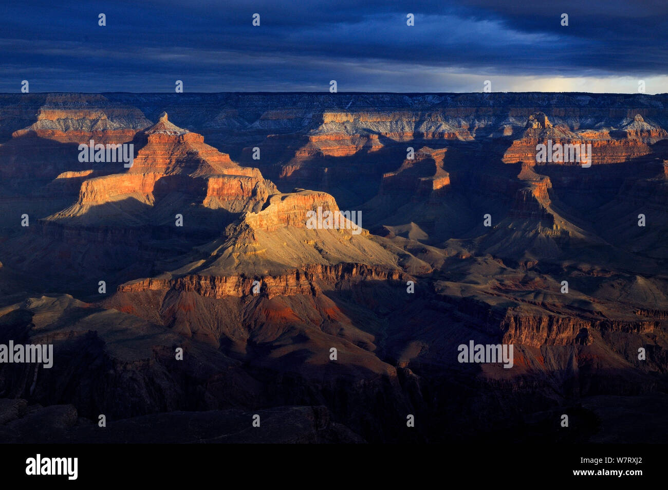 Grand Canyon from Moran Point at sunrise, South Rim, Grand Canyon National Park, Arizona, USA, December 2012. Stock Photo