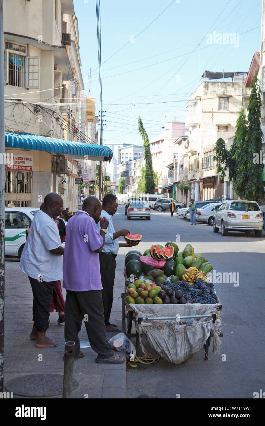 Dar es salaam tanzania food hires stock photography and images Alamy