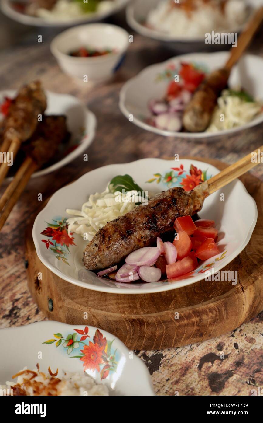 Sate buntel hi-res stock photography and images - Alamy