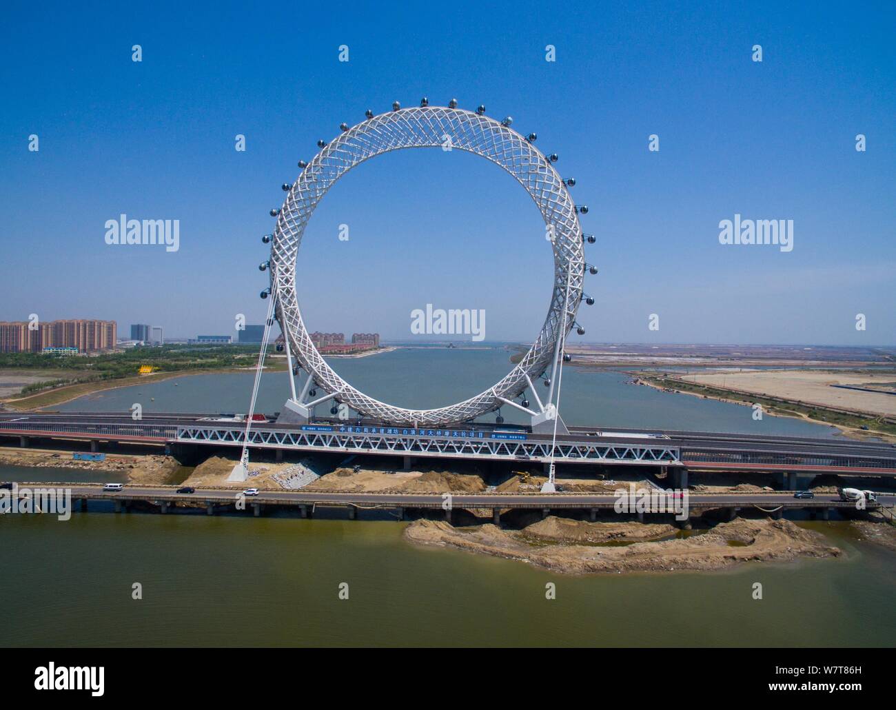 Bailang river bridge ferris wheel hires stock photography and images