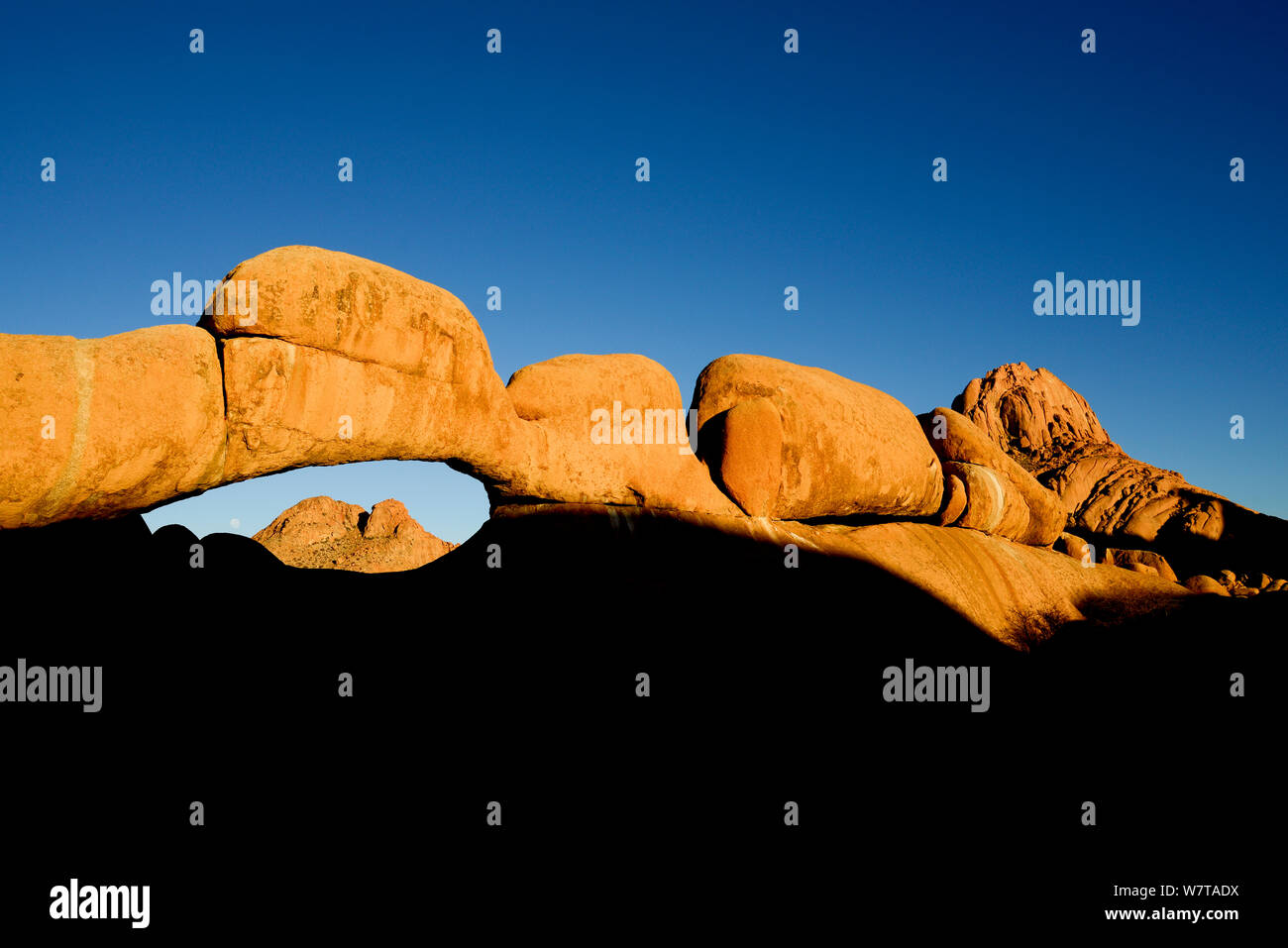 Natural rock arch at spitzkoppe hi-res stock photography and images - Alamy