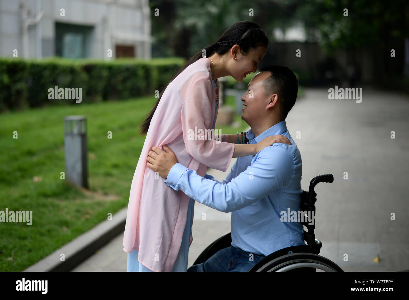 Chinese man Dai Guohong, who had his legs amputated due to severe