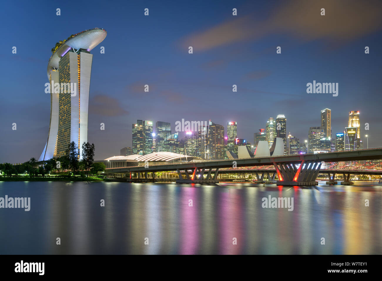 Singapore - 25. January 2019 : View to the Benjamin Sheares bridge, the Marina Bay Sands hotel and the Skyline of the Financial district Stock Photo