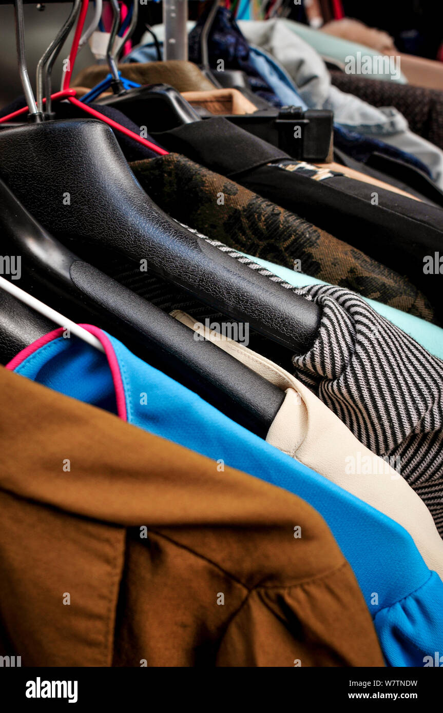 Used clothing rack hires stock photography and images Alamy