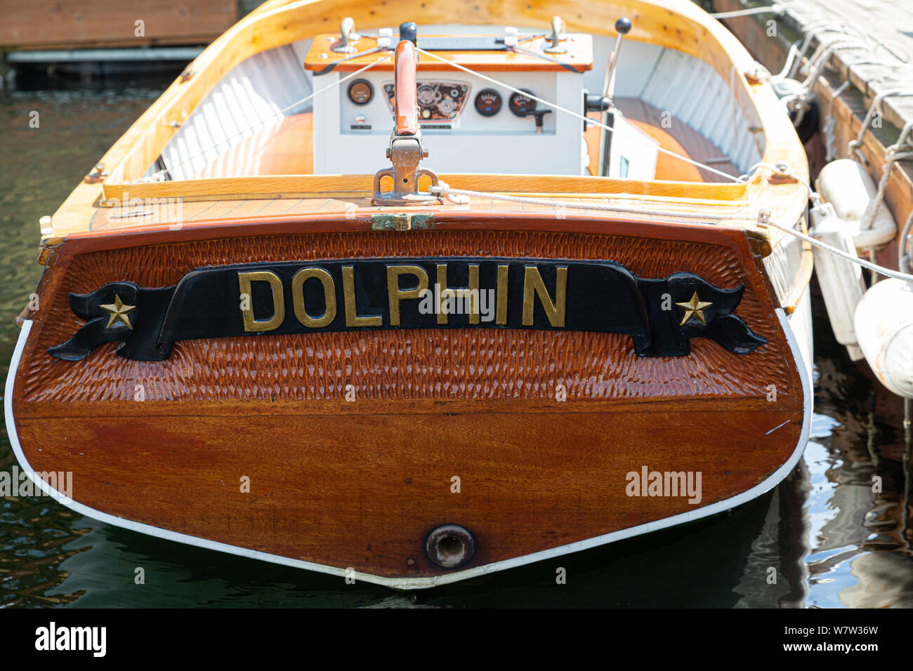 Wooden boat building hi-res stock photography and images - Alamy