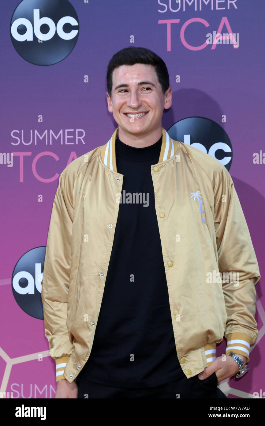 August 5, 2019, West Hollywood, CA, USA: LOS ANGELES - AUG 15:  Sam Lerner at the ABC Summer TCA All-Star Party at the SOHO House on August 15, 2019 in West Hollywood, CA (Credit Image: © Kay Blake/ZUMA Wire) Stock Photo