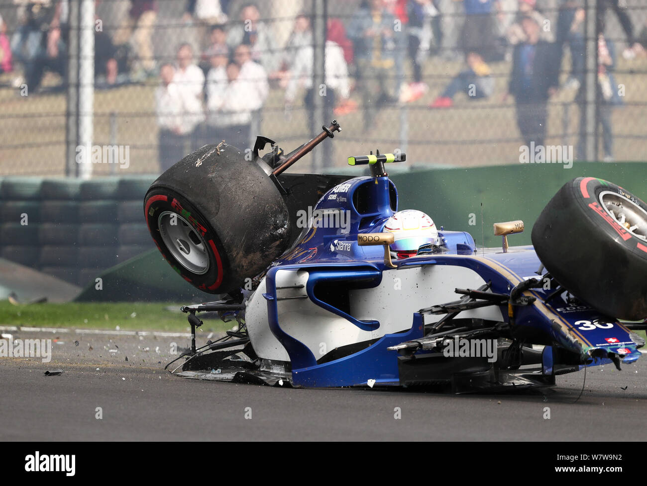 antonio giovinazzi 2017