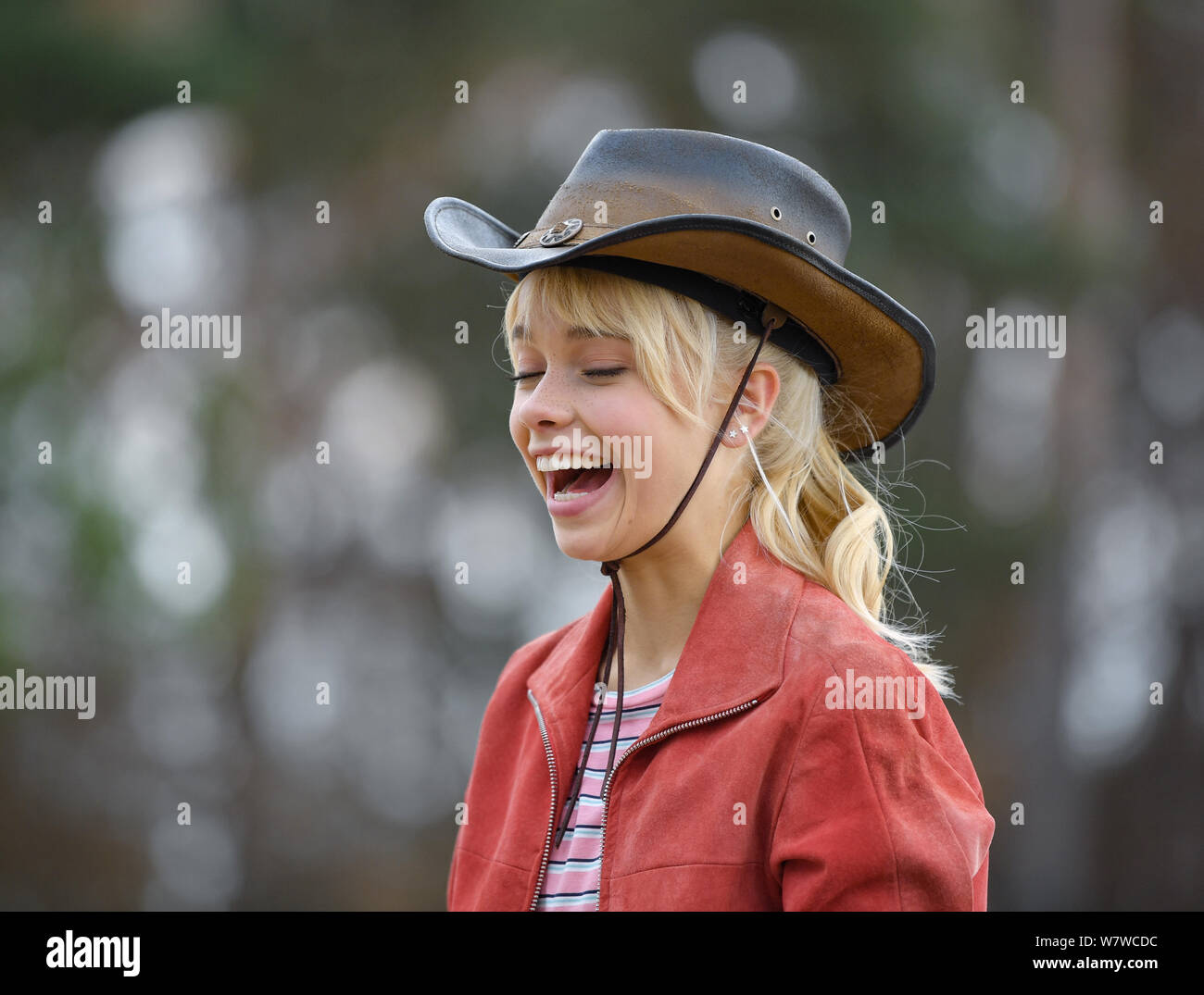 Reichenow, Germany. 06th Aug, 2019. The actress Katharina Hirschberg as Bibi  laughs on the set of the Amazon series Bibi and Tina. The shooting of the  new Amazon Original Bibi & Tina