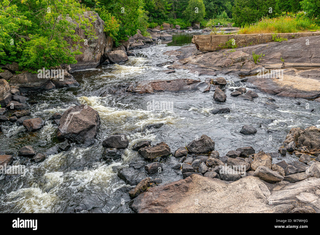 Stream cours hi-res stock photography and images - Alamy