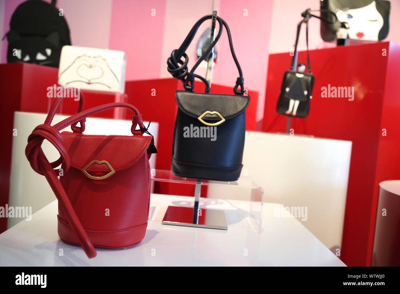 New creations are on display during a launch event for the Lulu Guinness  Spring/Summer 2017 collections in Beijing, China, 18 April 2017 Stock Photo  - Alamy