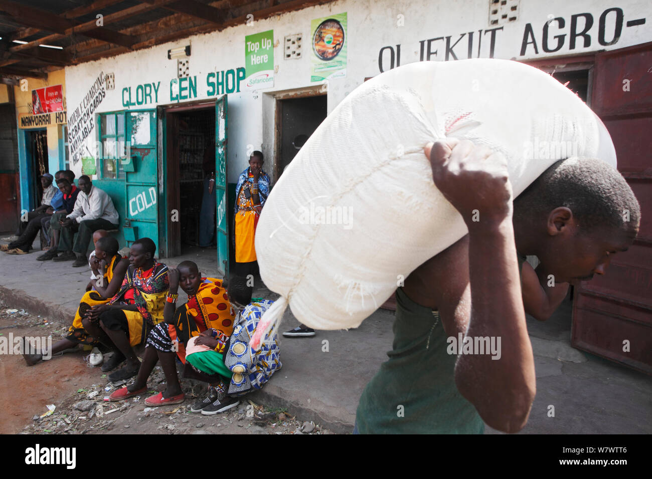 Masai man in traditional dress hires stock photography and images Alamy