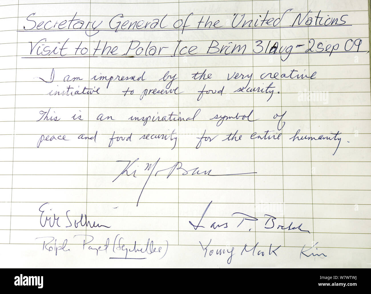 Signed statement from the UN secretary general, after their visited to the Svalbard Seed Vault in 2009. Stock Photo
