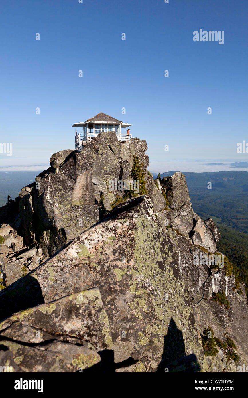 Lookout point on top of Mount Pilchuck, Mount Pilchuck State Park, Cascade Mountains, Washington, USA, July 2014. Model released. Stock Photo