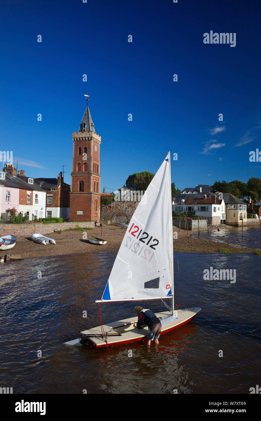 Open sailing dinghy hires stock photography and images Alamy