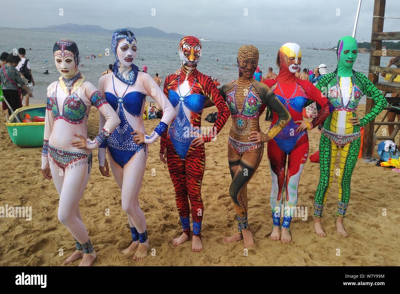 Chinese swimming costume new arrivals