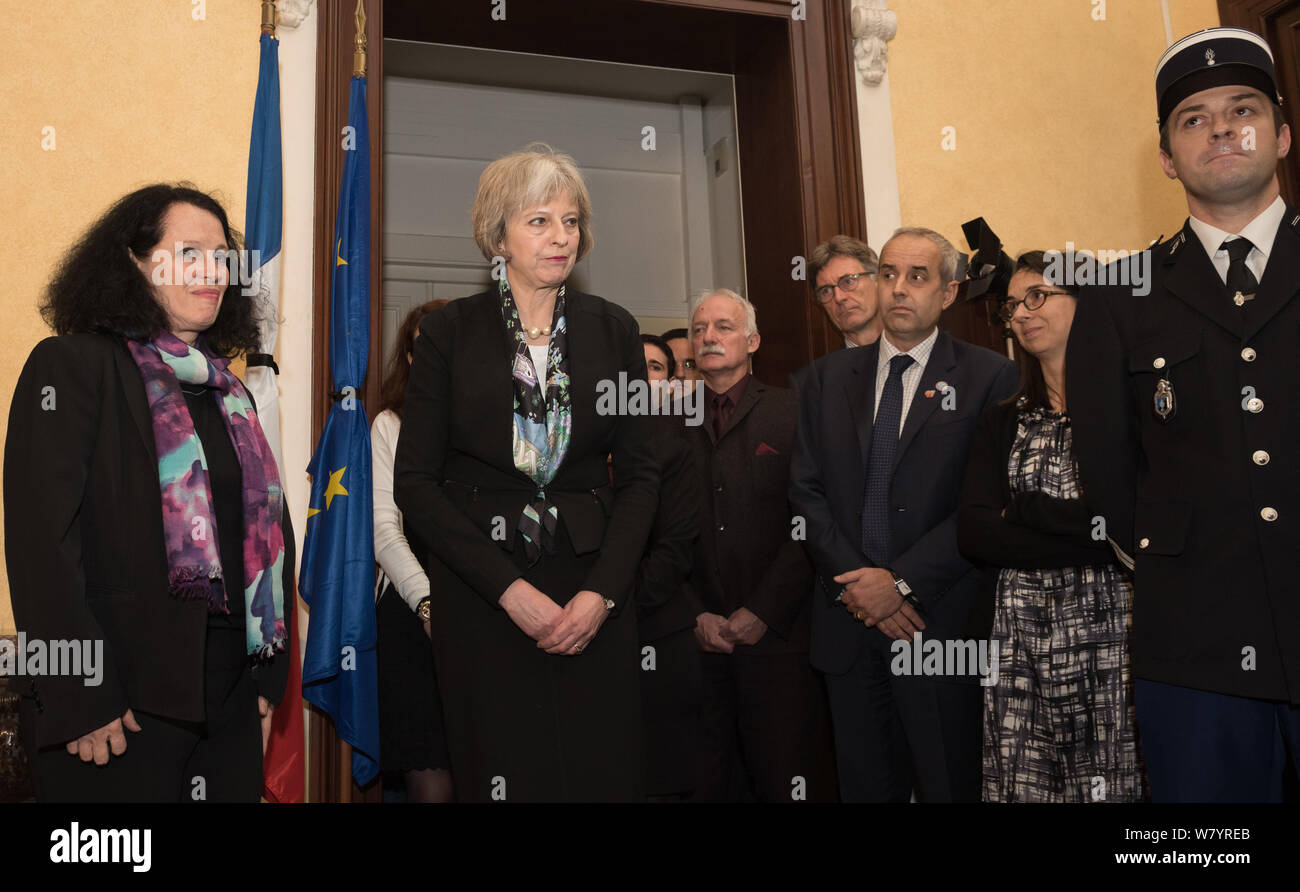 French Embassy, 58 Knightsbridge, London, UK. 16th November, 2015.  Home Secretary Theresa May joins French Ambassador to London Sylvie Bermann for  m Stock Photo