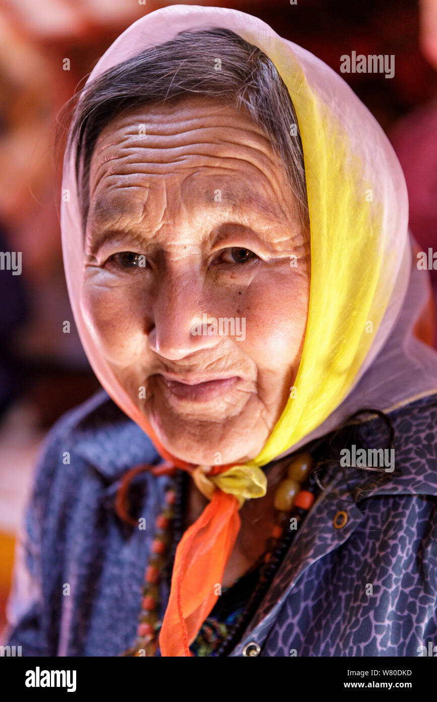 Female mongol hi-res stock photography and images - Alamy