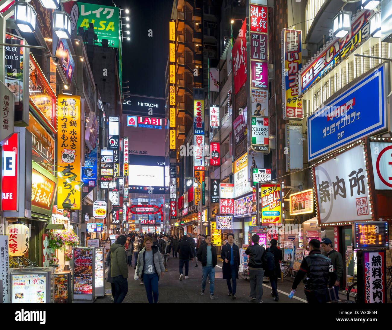 Kabukicho, Tokyo. Stores and restaurants at night in the Kabukichō district, Shinjuku, Tokyo, Japan Stock Photo