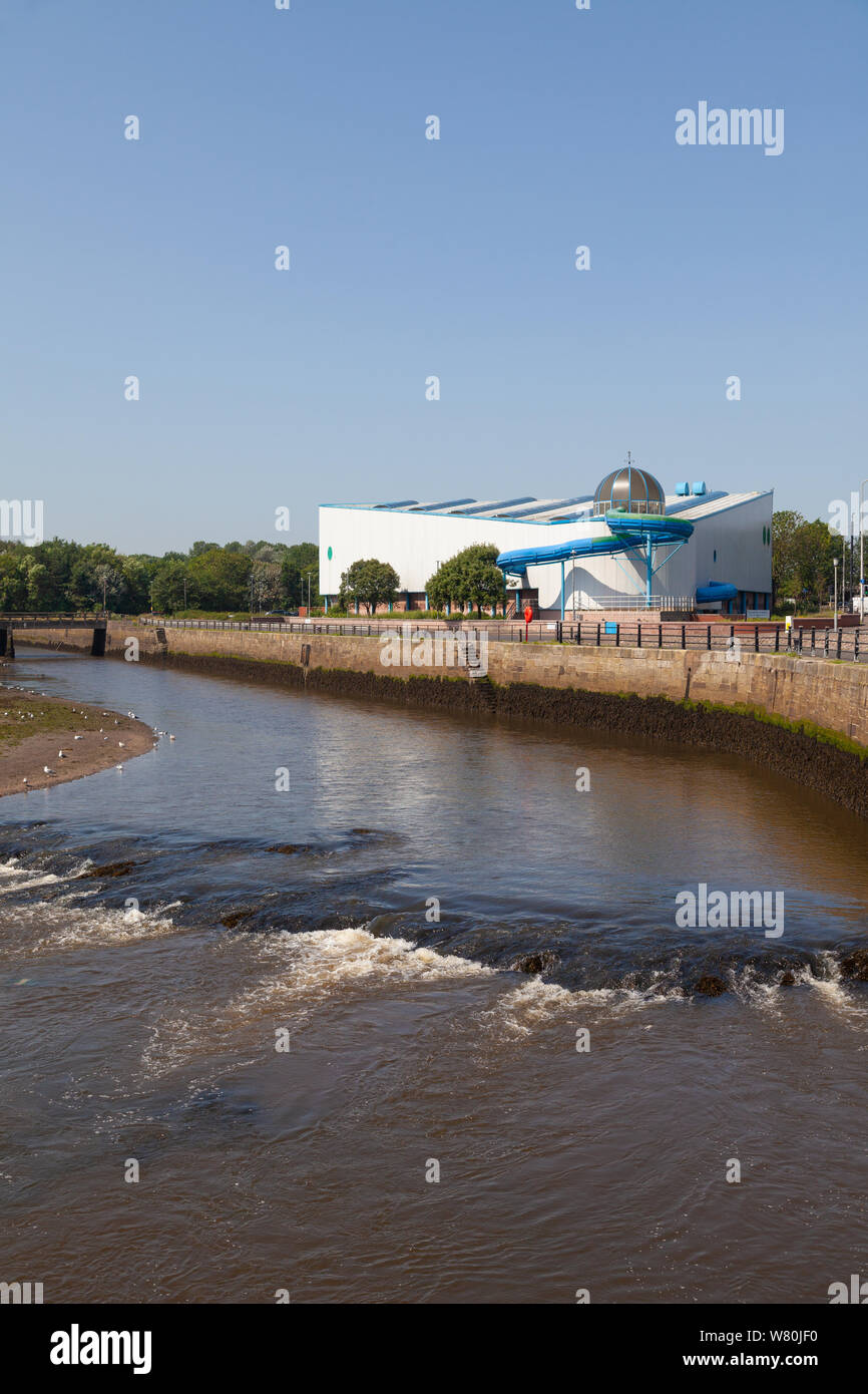 Leven fife hires stock photography and images Alamy