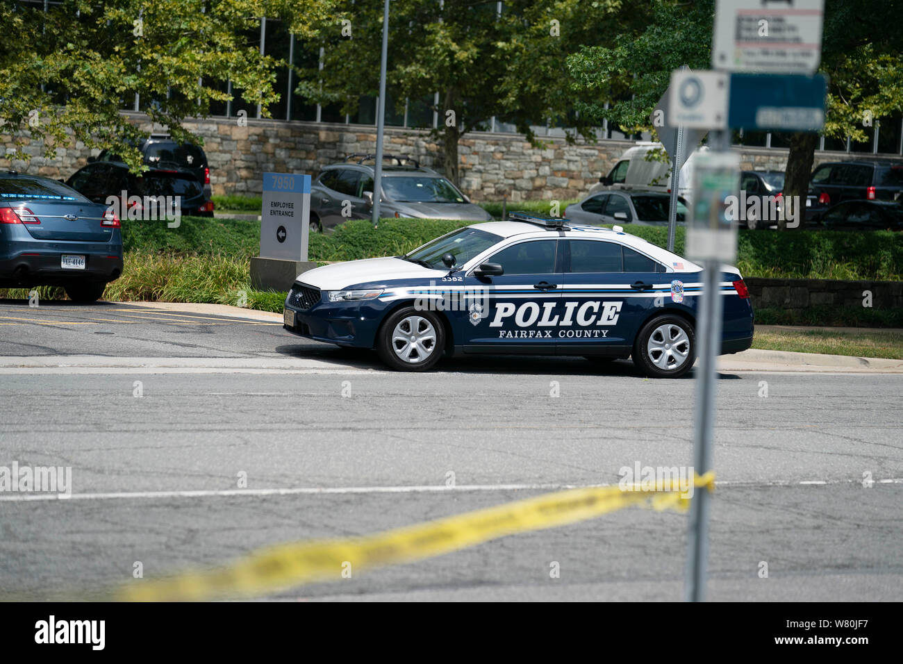 Mclean, USA. 7th Aug, 2019. A police car is seen at USA Today's headquarters in McLean, Virginia, the United States, on Aug. 7, 2019. USA Today's headquarters in McLean, Virginia was evacuated Wednesday following a probably mistaken police alert of a man with a weapon at the building in suburban Washington, DC, the newspaper said. Credit: Liu Jie/Xinhua/Alamy Live News Stock Photo