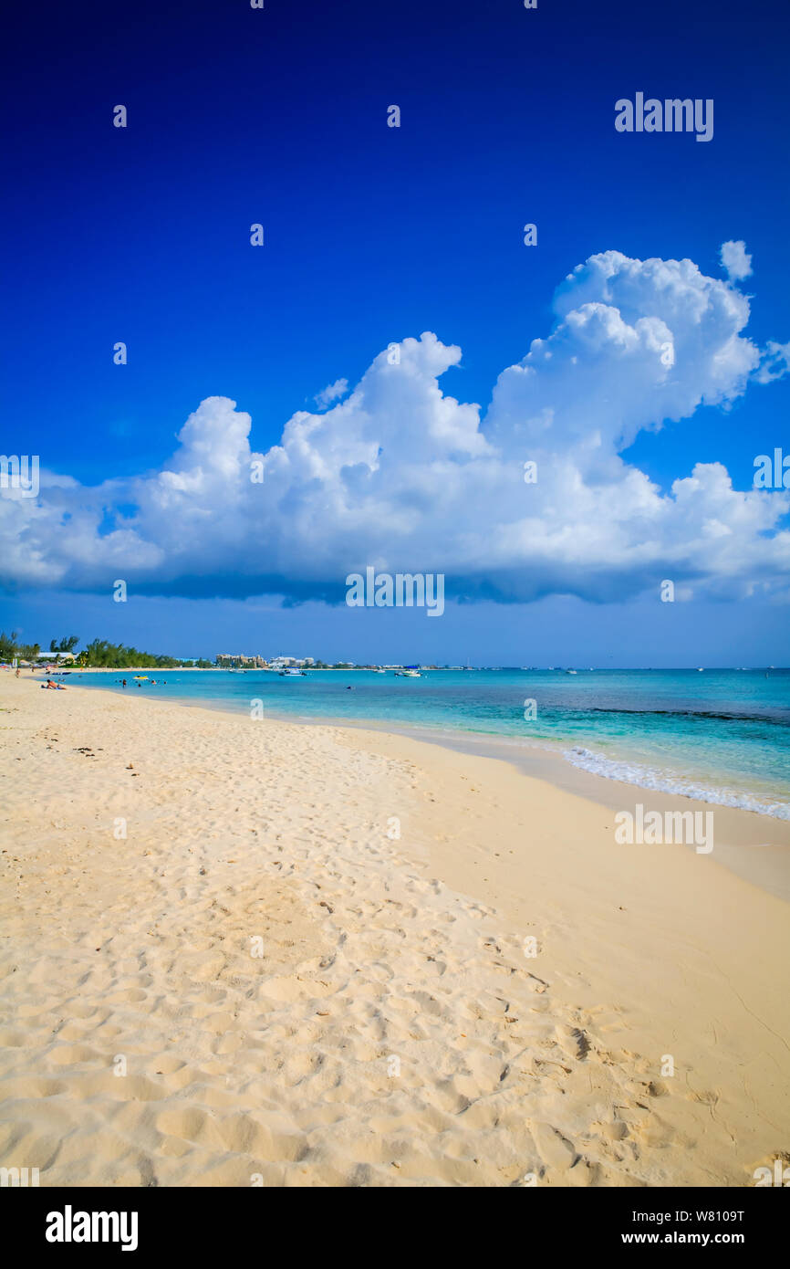 view along 7 mile beach in grand cayman Stock Photo