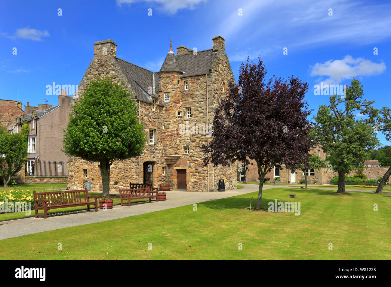 Mary Queen of Scots House and Visitors Centre, Jedburgh, Scottish Borders, Scotland, UK. Stock Photo