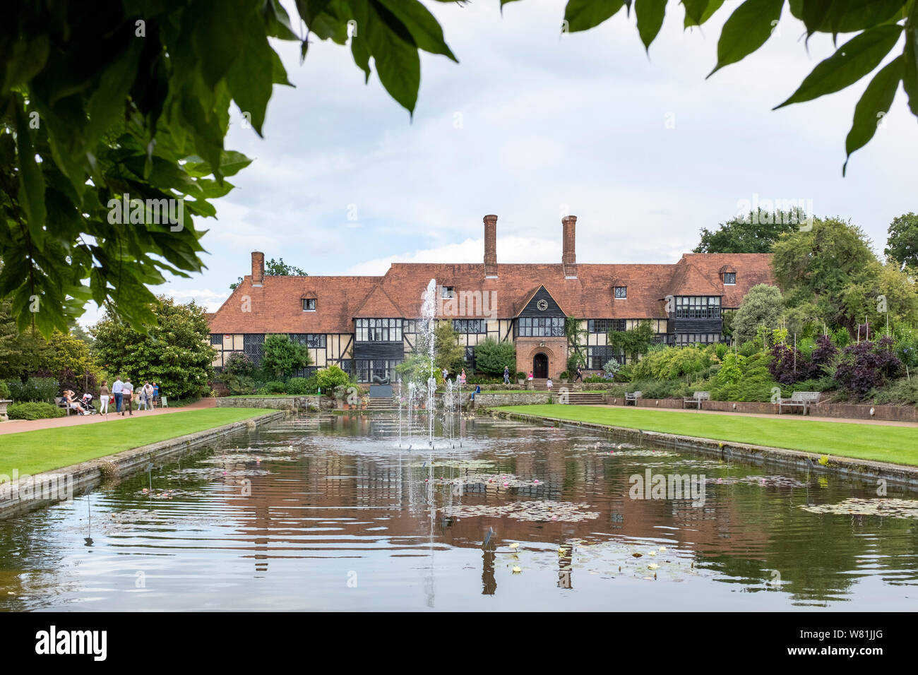 Wisley manor house hi-res stock photography and images - Alamy