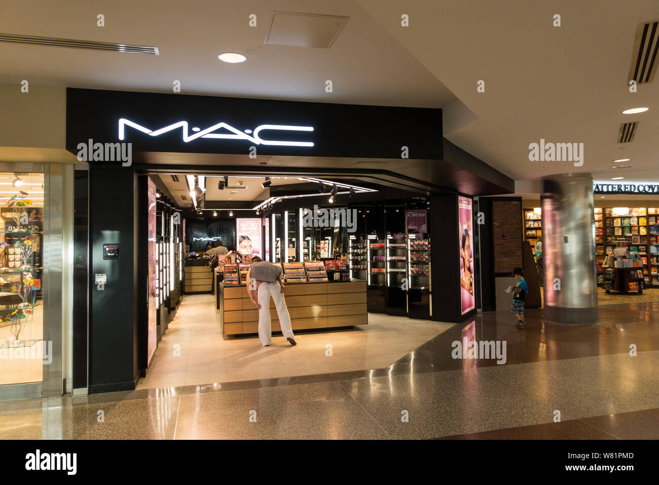 MAC cosmetics store at the Terminal B / Concourse B at Denver International Airport, Colorado, USA Stock Photo