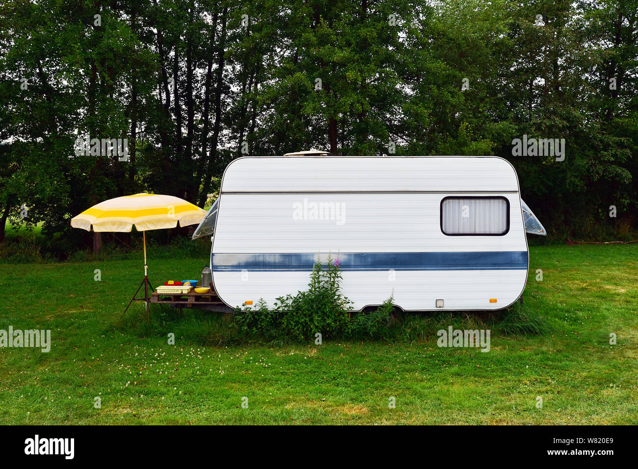 Caravan hi-res stock photography and images - Alamy