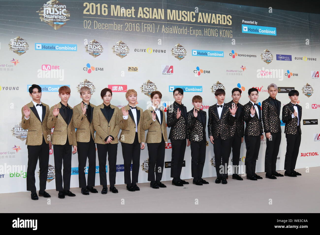 Members Of South Korean Boy Group Seventeen Arrive On The Red Carpet For The 16 Mnet Asian Music Awards Mama In Hong Kong China 2 December 16 Stock Photo Alamy Members Of South Korean Boy Group Seventeen Arrive On The Red Carpet For The 16 Mnet Asian Music Awards Mama In Hong Kong China 2 December 16 Stock Photo Alamy