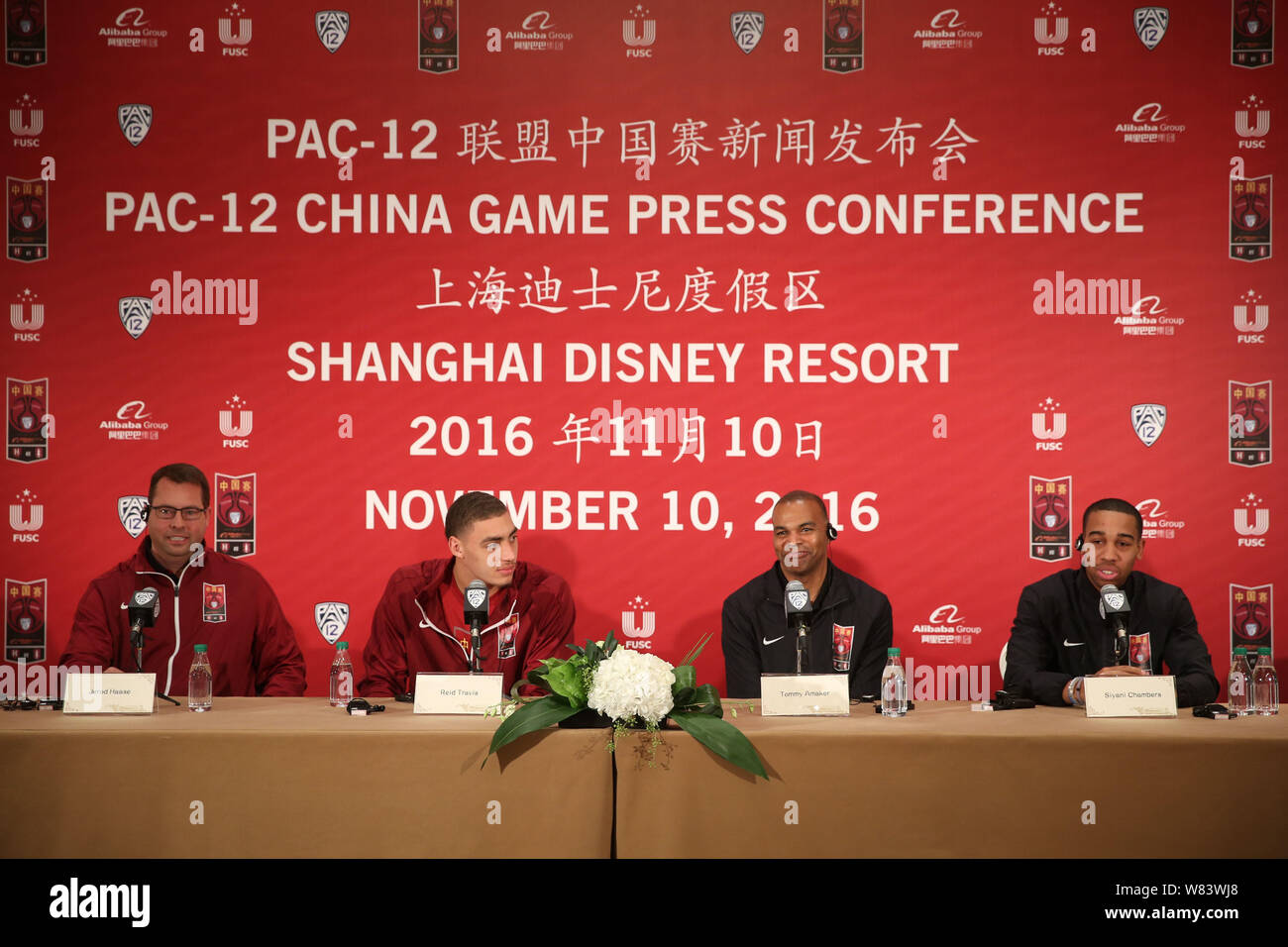 Members of the Pac-12 China Game delegation attend a press conference at the Shanghai Disney Resort in Shanghai, China, 10 November 2016.   An idea ha Stock Photo
