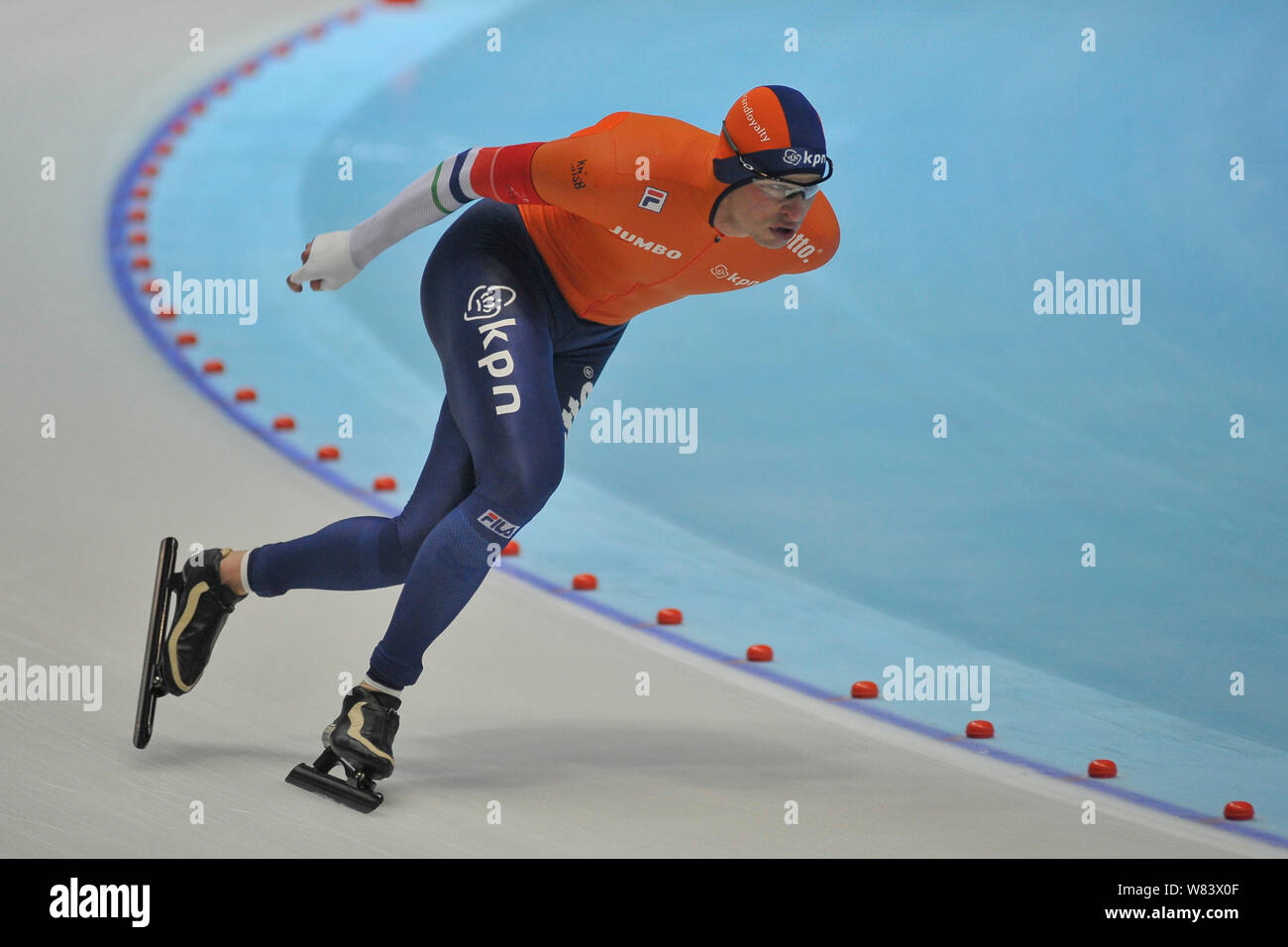Dutch skater Sven Kramer competes during the men's 5000-meter Division A match of the ISU World Cup Speed Skating competition in Harbin city, northeas Stock Photo