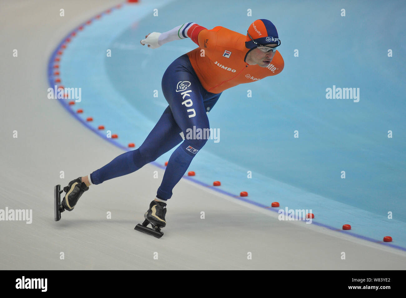 Dutch skater Sven Kramer competes during the men's 5000-meter Division A match of the ISU World Cup Speed Skating competition in Harbin city, northeas Stock Photo