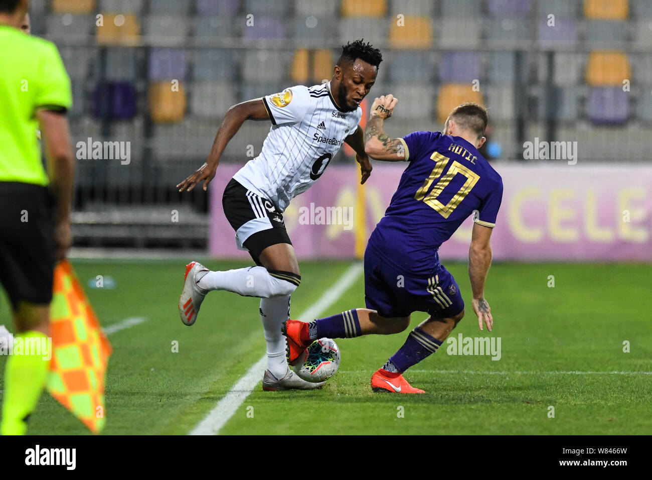 BUDAPEST, HUNGARY - AUGUST 4: Stjepan Loncar of Ferencvarosi TC controls  the ball during the UEFA Champions League Third Qualifying Round 1st Leg  match between Ferencvarosi TC and SK Slavia Praha at